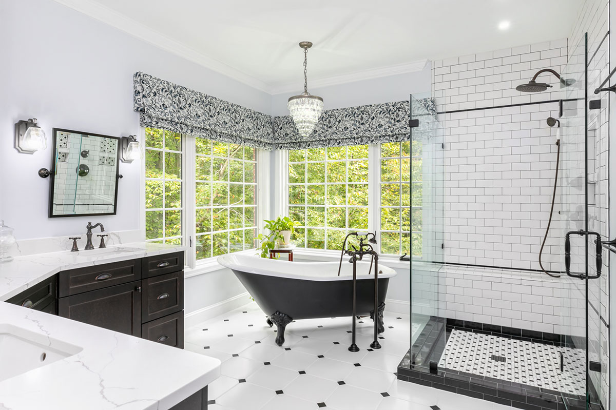 Bold and Retro Owners Bathroom